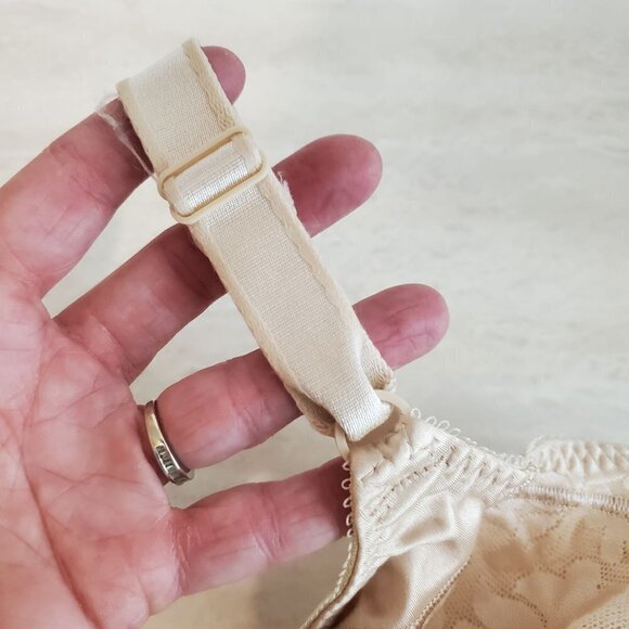 Bali Bra 34DD‎ Wireless Adjustable straps Unpadded Beige Lace Lightweight - Picture 6 of 11